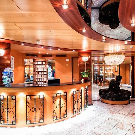 Botel Viva Riverside Huizen